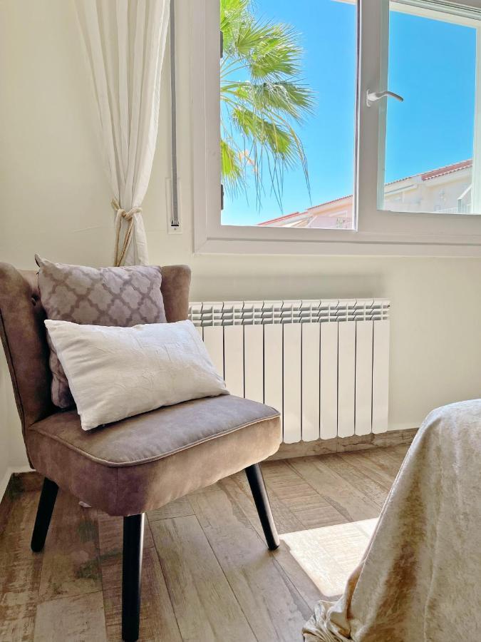 Cheerful Townhouse Center Sitges 5 Bedrooms Pool And Terrace Eksteriør bilde